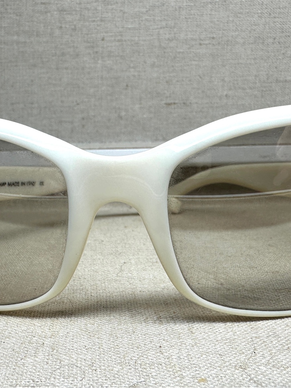 Dolce & Gabbana Y2K vintage White Oversized Sunglasses